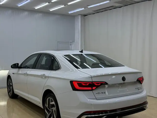Volkswagen Sagitar — Фото автомобиля 6