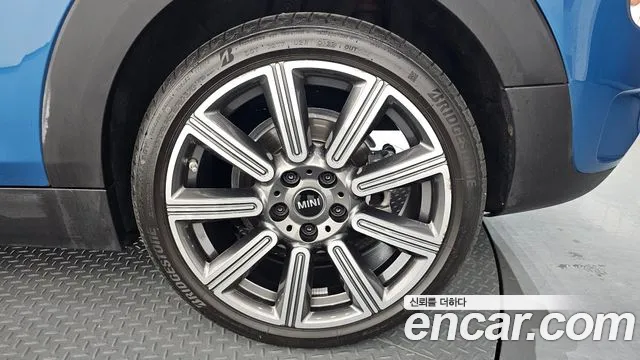 MINI Clubman — Фото автомобиля 21