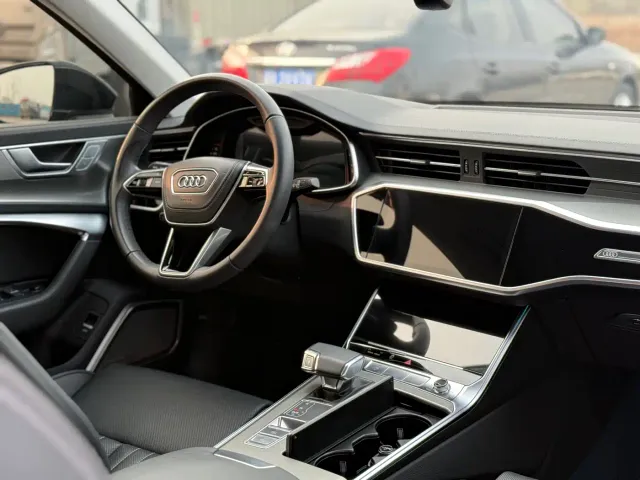 Audi A6L — Фото автомобиля 8