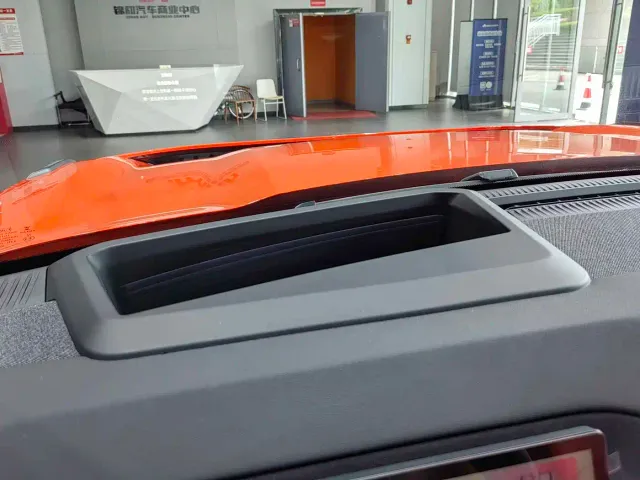 Ford Mustang NEV — Фото автомобиля 17