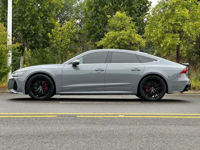 Audi A7 — Фото автомобиля 4