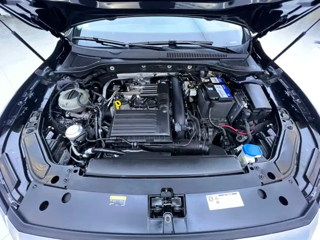 Volkswagen Passat — Фото автомобиля 20