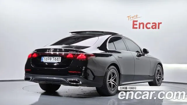 Mercedes-Benz E-Class E-класс W214 — Фото автомобиля 2