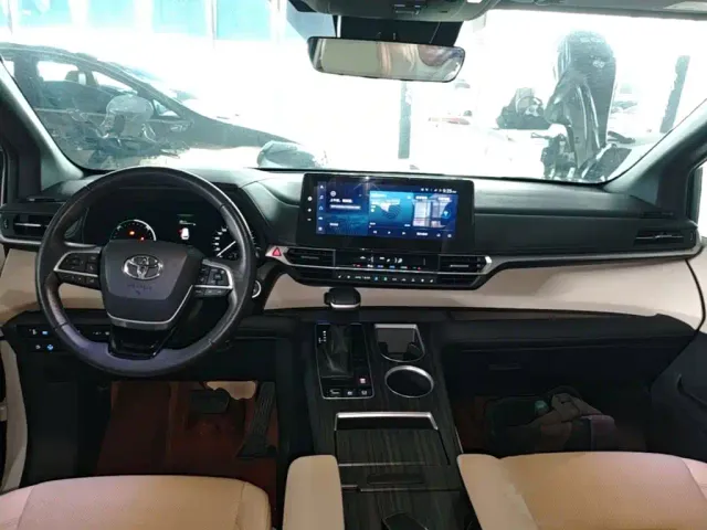 Toyota Granvia — Фото автомобиля 5