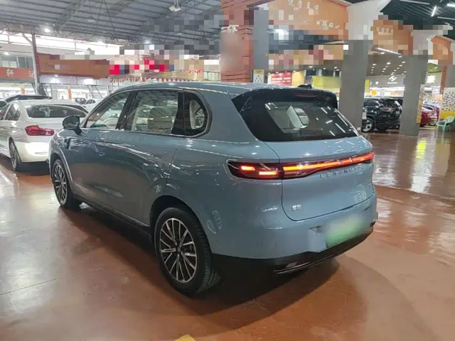 Leapmotor Leapmotor B10 2025 510 LiDAR Edition — Фото автомобиля 4