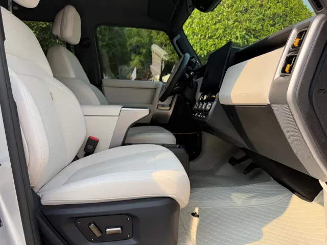 iCAR V23 — Фото автомобиля 11