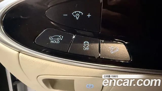 Genesis GV70 — Фото автомобиля 6