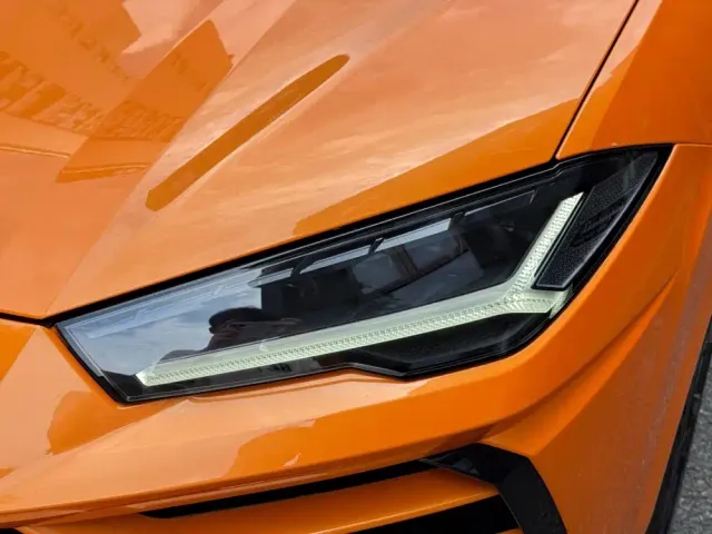 Lamborghini Urus — Фото автомобиля 4
