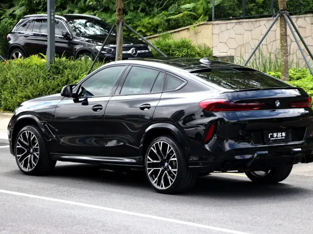 BMW X6 M — Фото автомобиля 5