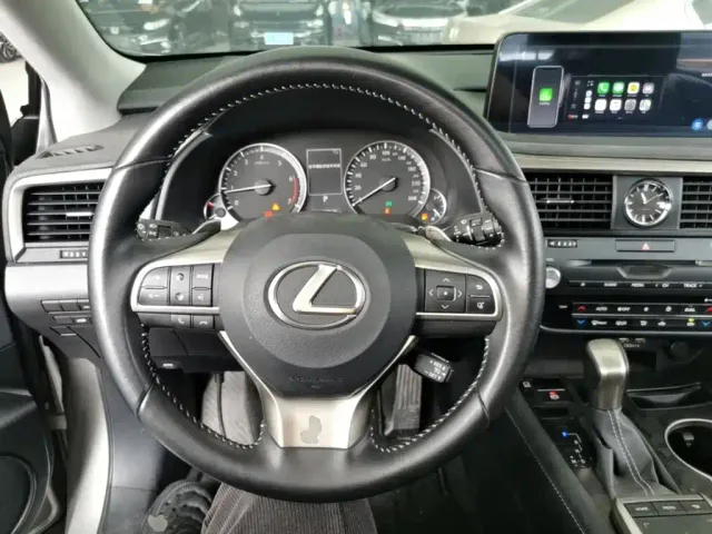 Lexus RX — Фото автомобиля 10