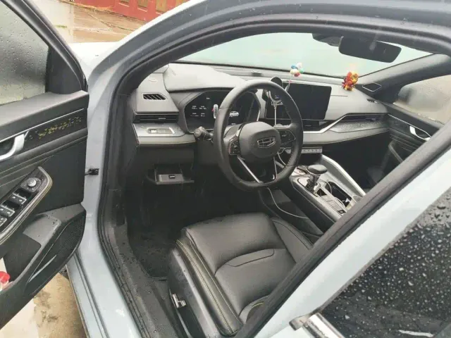 Geely Xingrui — Фото автомобиля 13