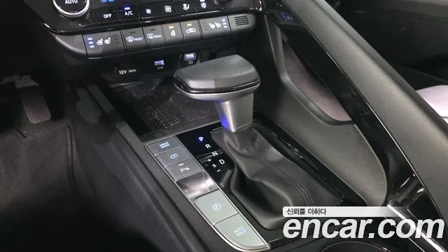 Hyundai AVANTE Avante (CN7) — Фото автомобиля 9