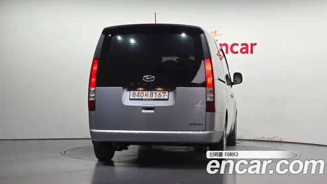 Hyundai Staria — Фото автомобиля 4