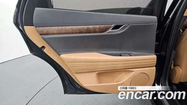 Genesis G80 Бензин 2.5 турбо AWD — Фото автомобиля 23