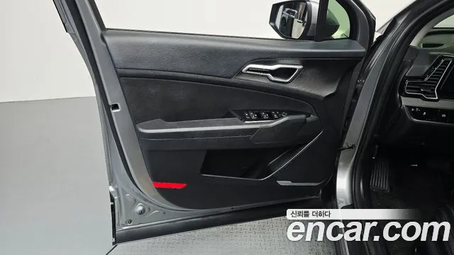 Kia Sportage Sportage 5-е поколение Дизель 2.0 2WD — Фото автомобиля 24