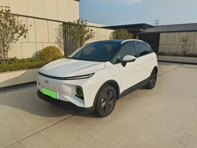 Фотография автомобиля — Geely Geometry E Firefly