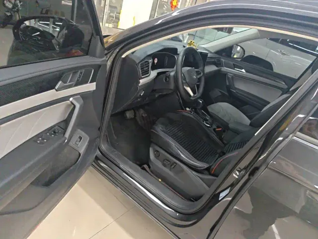 Volkswagen Tayron — Фото автомобиля 15