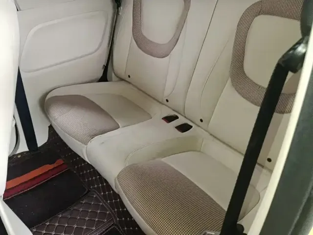 Wuling Hongguang Mini EV — Фото автомобиля 16