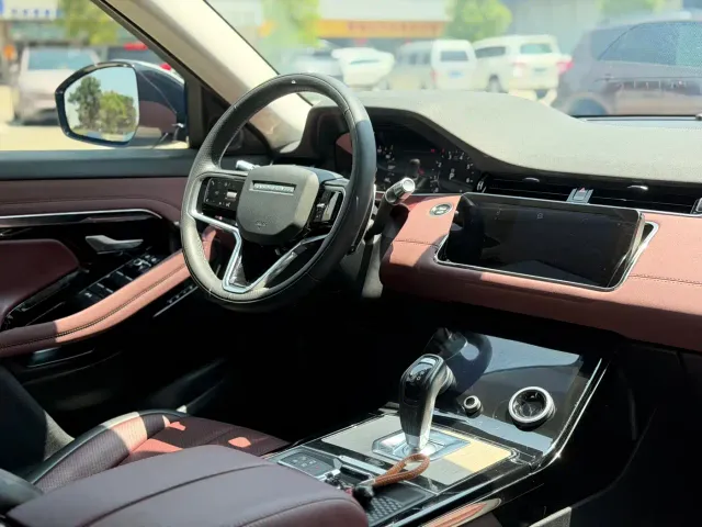 Land Rover Range Rover Evoque — Фото автомобиля 17