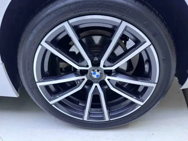 BMW 3 Series — Фото автомобиля 24