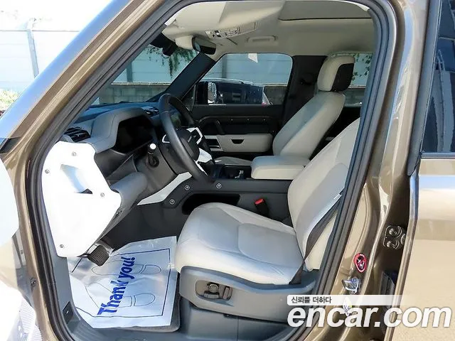 Land Rover Defender L663 — Фото автомобиля 10