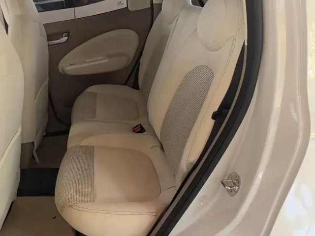 Wuling Motors Hongguang MINIEV 2025 4-Door Advanced — Фото автомобиля 16