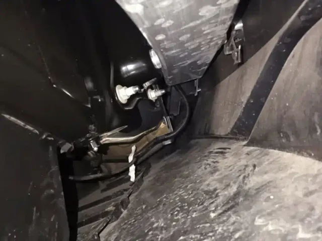 Tesla Model Y — Фото автомобиля 21