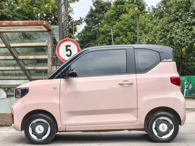 Wuling Hongguang Mini EV — Фото автомобиля 5