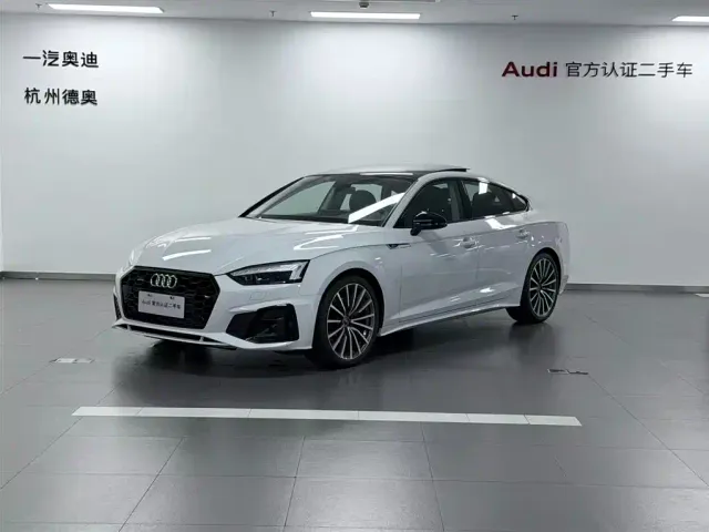 Фотография автомобиля — Audi A5