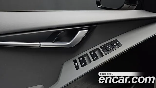 Kia Niro The All New Niro Signature — Фото автомобиля 17