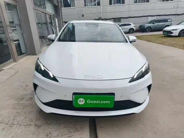 BYD Seal 05 DM-i — Фото автомобиля 2