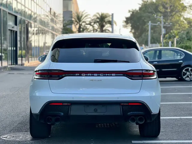 Porsche Macan — Фото автомобиля 14