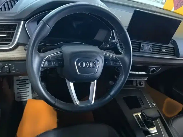 Audi Q5L — Фото автомобиля 3