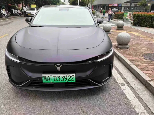 Voyah Auto VOYAH Zhuiguang 2023 4WD Flagship Edition — Фото автомобиля 2