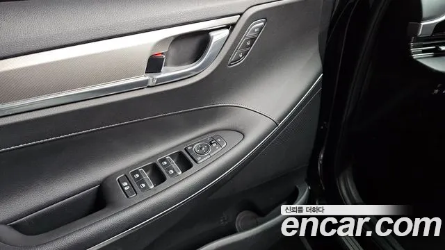 Hyundai Grandeur — Фото автомобиля 10