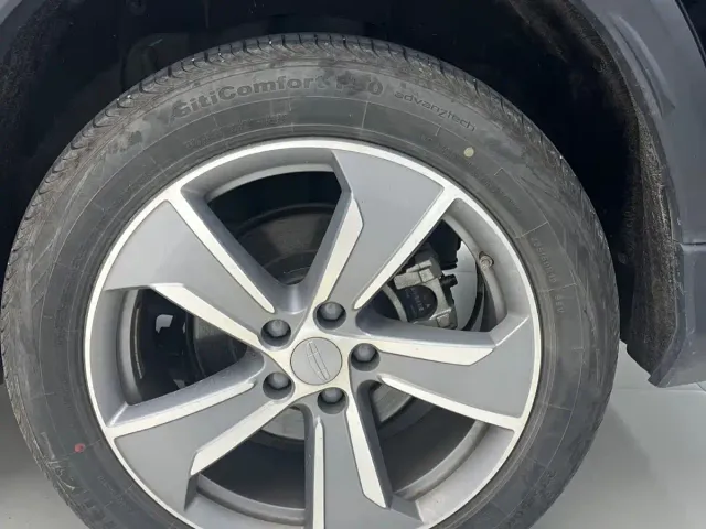 Geely Haoyue L — Фото автомобиля 11