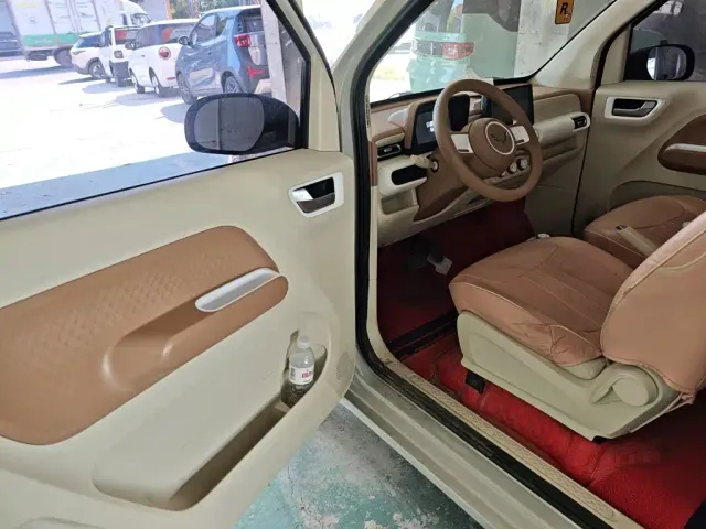 Wuling Hongguang Mini EV — Фото автомобиля 15