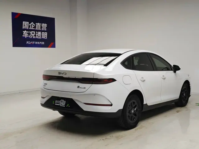 BYD Qin PLUS — Фото автомобиля 4