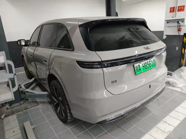 Li Auto L6 — Фото автомобиля 5