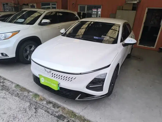 Фотография автомобиля — Wuling Starlight