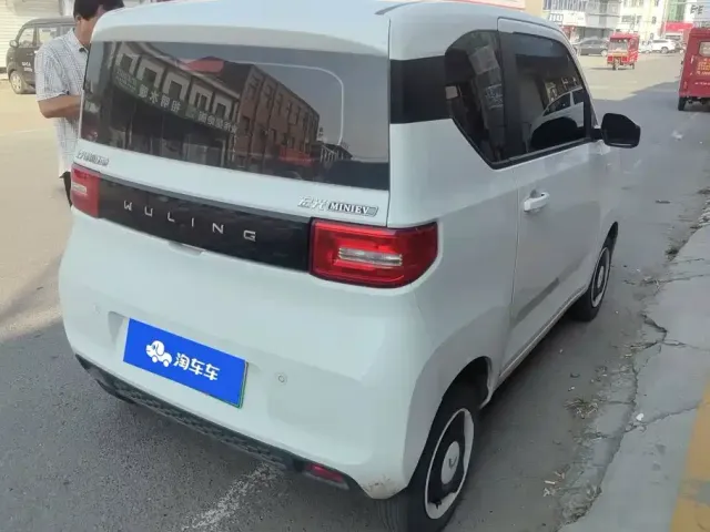 Wuling Hongguang Mini EV — Фото автомобиля 3
