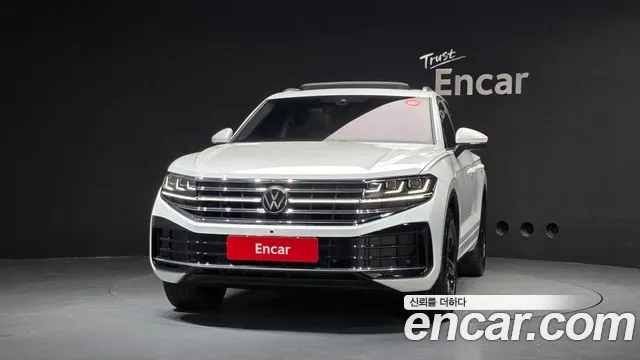 Volkswagen Touareg Touareg 3 поколение 3.0 TDI Prestige — Фото автомобиля 2