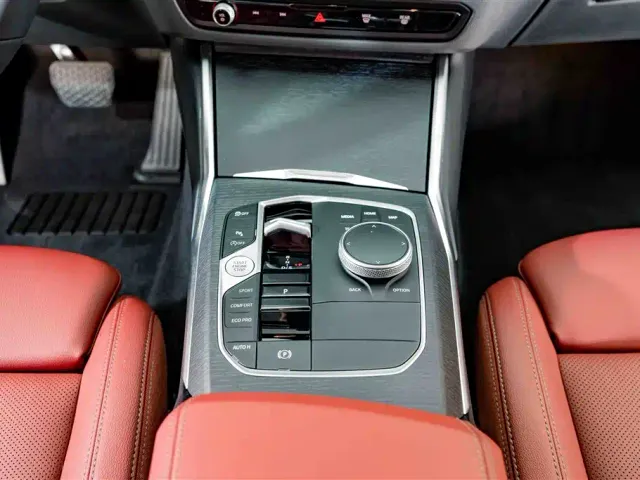 BMW 3 Series — Фото автомобиля 12