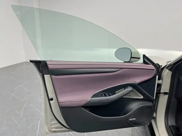 Xiaomi SU7 — Фото автомобиля 14