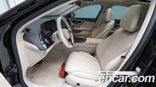 Mercedes-Benz E-Class W214 — Фото автомобиля 10