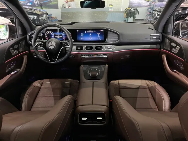 Mercedes-Benz GLE-Class — Фото автомобиля 11