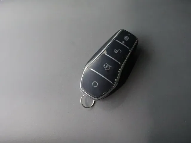 BYD Seal 07 DM-i — Фото автомобиля 21