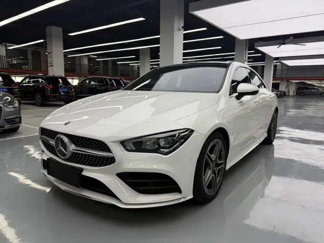 Фотография автомобиля — Mercedes-Benz CLA-Class
