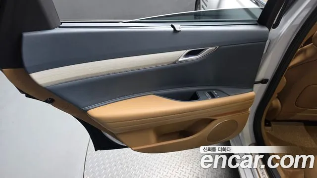 Genesis G80 RG3 — Фото автомобиля 14