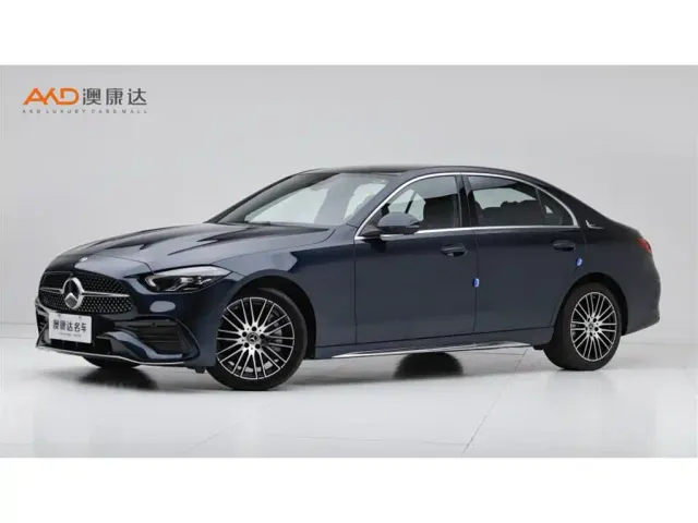 Фотография автомобиля — Mercedes-Benz C-Class